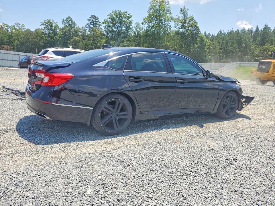 Продажа на аукционе авто 2018 Honda Accord, vin: 1HGCV1F30JA142495, номер лота: 60521546