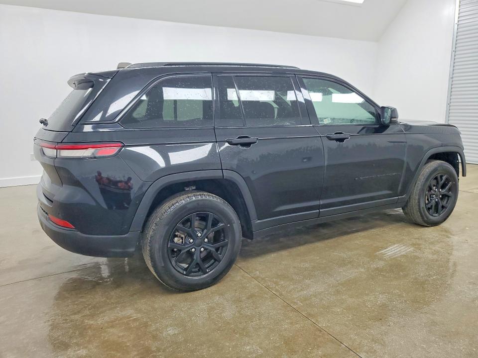 62400696 :رقم المزاد ، 1C4RJGAG6R8546535 vin ، 2024 Jeep Grand Cherokee مزاد بيع