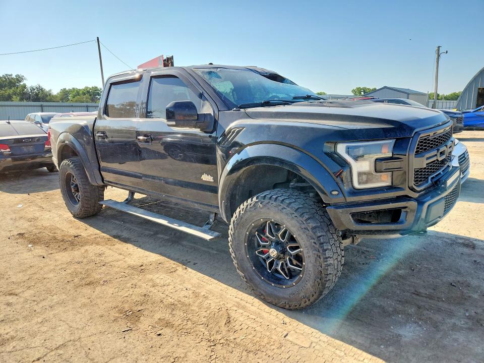 61689136 :رقم المزاد ، 1FTFW1RG3JFD74308 vin ، 2018 Ford F150 مزاد بيع