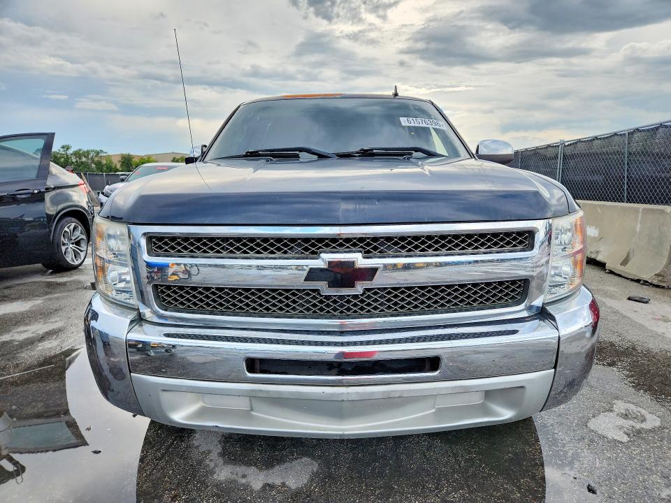 Продажа на аукционе авто 2013 Chevrolet Silverado, vin: 1GCRCSE08DZ173656, номер лота: 61576396