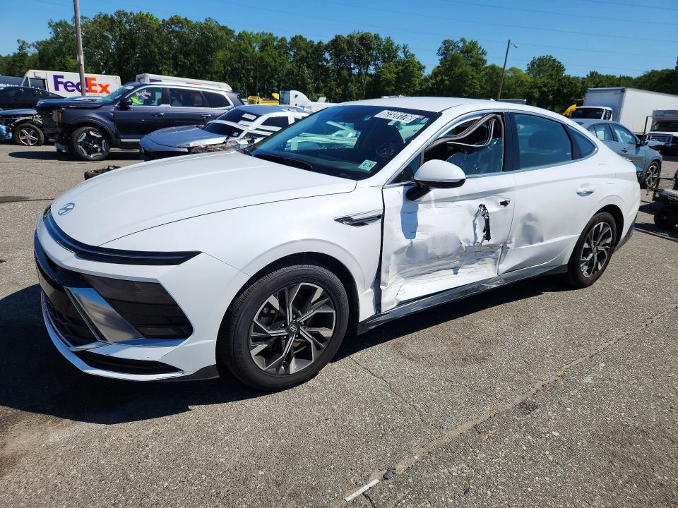 Auction sale of the 2025 Hyundai Sonata, vin: KMHL64JA1SA514622, lot number: 62328176