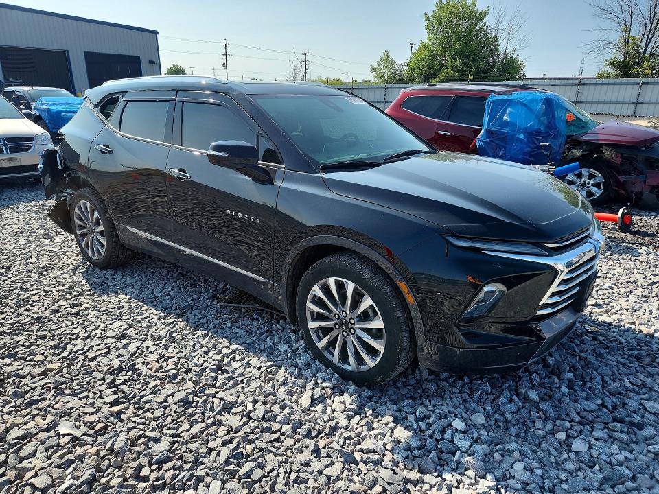 Продаж на аукціоні авто 2023 Chevrolet Blazer, vin: 3GNKBLRS7PS104598, номер лоту: 61916346