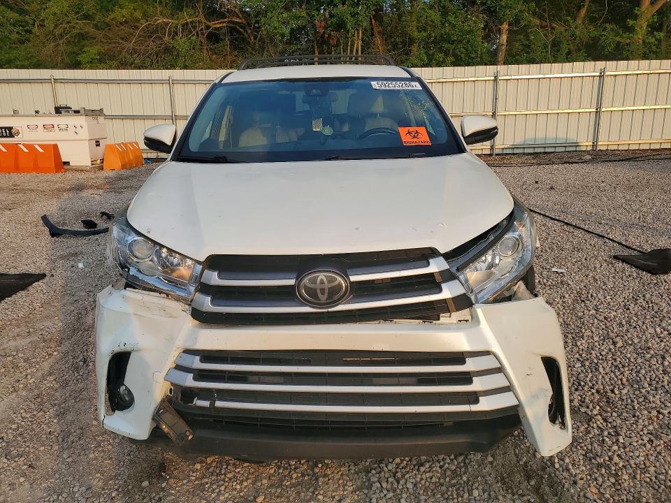 59255286 :رقم المزاد ، 5TDBZRFH4HS452610 vin ، 2017 Toyota Highlander مزاد بيع