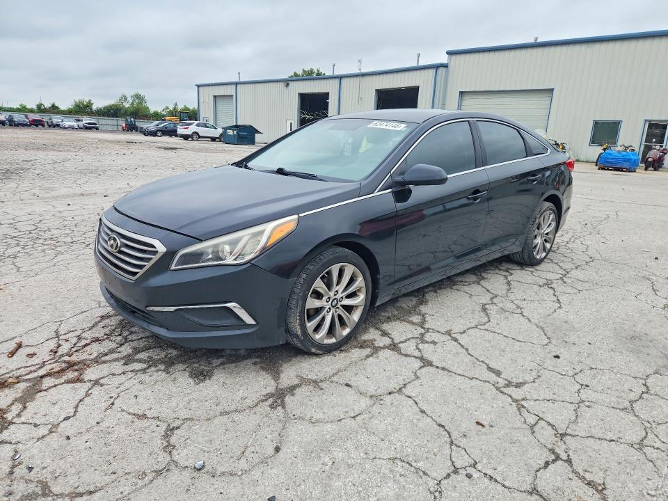 62474146 :رقم المزاد ، 5NPE24AF0FH068529 vin ، 2015 Hyundai Sonata مزاد بيع