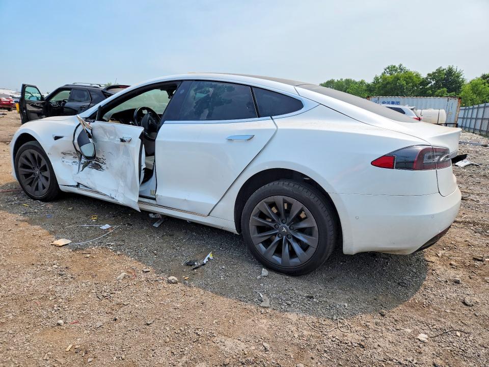 2020 Tesla Model S მანქანა იყიდება აუქციონზე, vin: 5YJSA1E26LF359316, აუქციონის ნომერი: 60639506