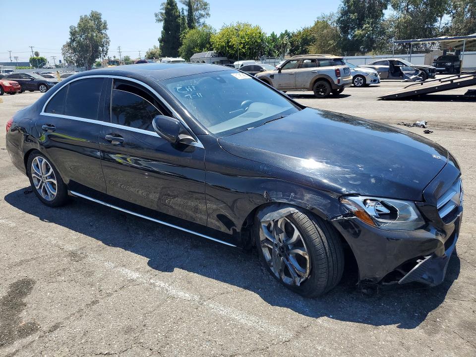 Продажа на аукционе авто 2018 Mercedes-benz C, vin: 55SWF4JB8JU246005, номер лота: 61080066