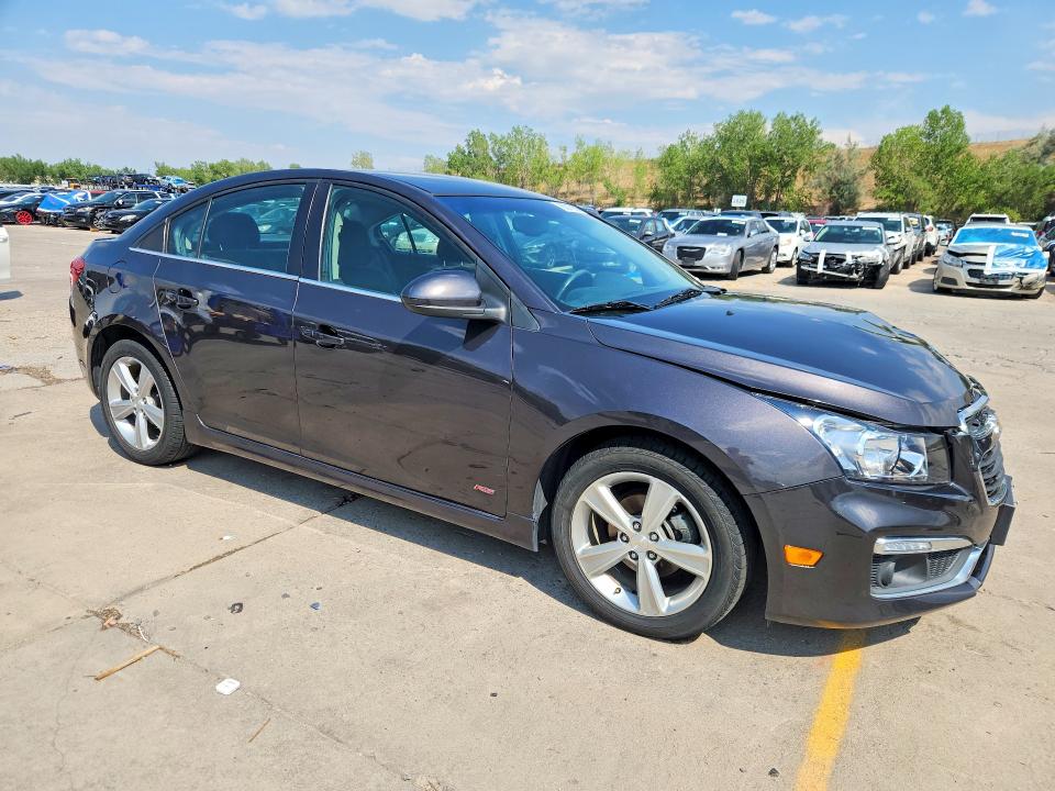 63016286 :رقم المزاد ، 1G1PE5SB8F7260862 vin ، 2015 Chevrolet Cruze مزاد بيع
