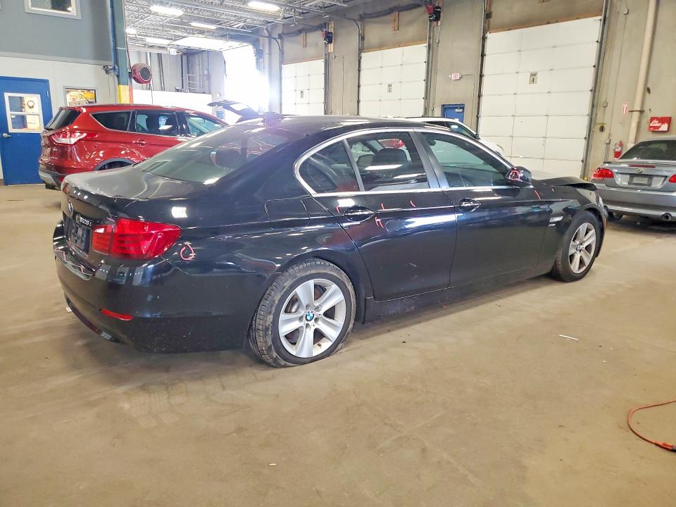59336556 :رقم المزاد ، WBAXH5C55CDW08960 vin ، 2012 Bmw 5 Series 528i مزاد بيع