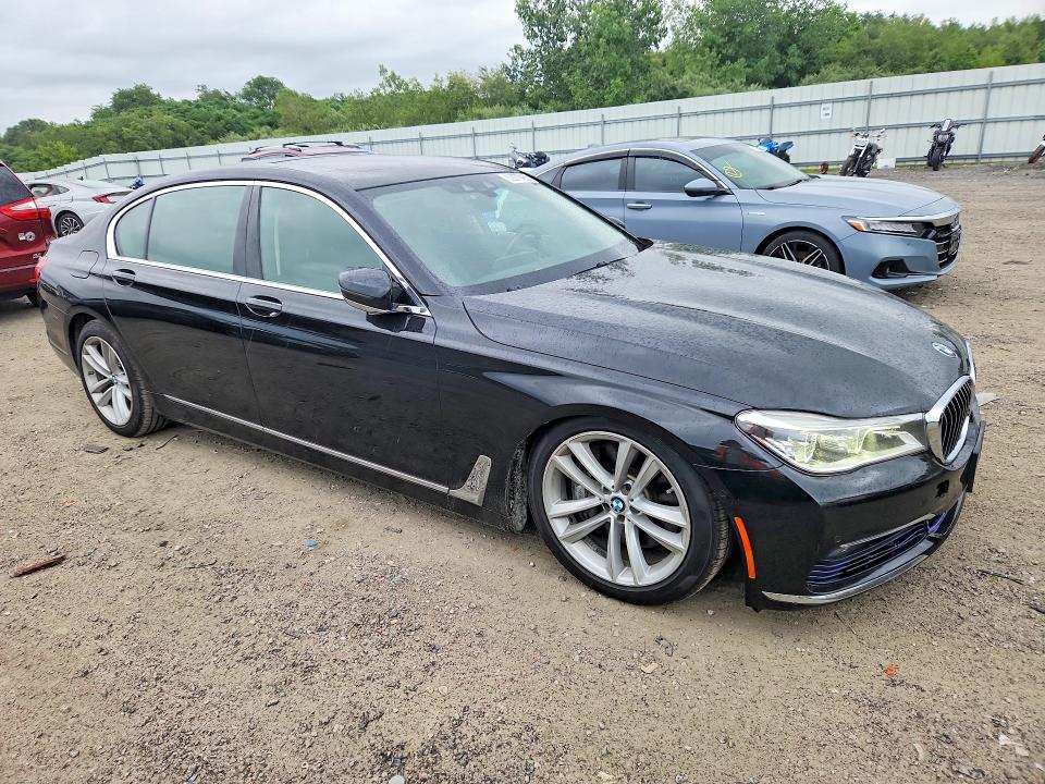 2016 Bmw 750 მანქანა იყიდება აუქციონზე, vin: WBA7F2C52GG419238, აუქციონის ნომერი: 62079466