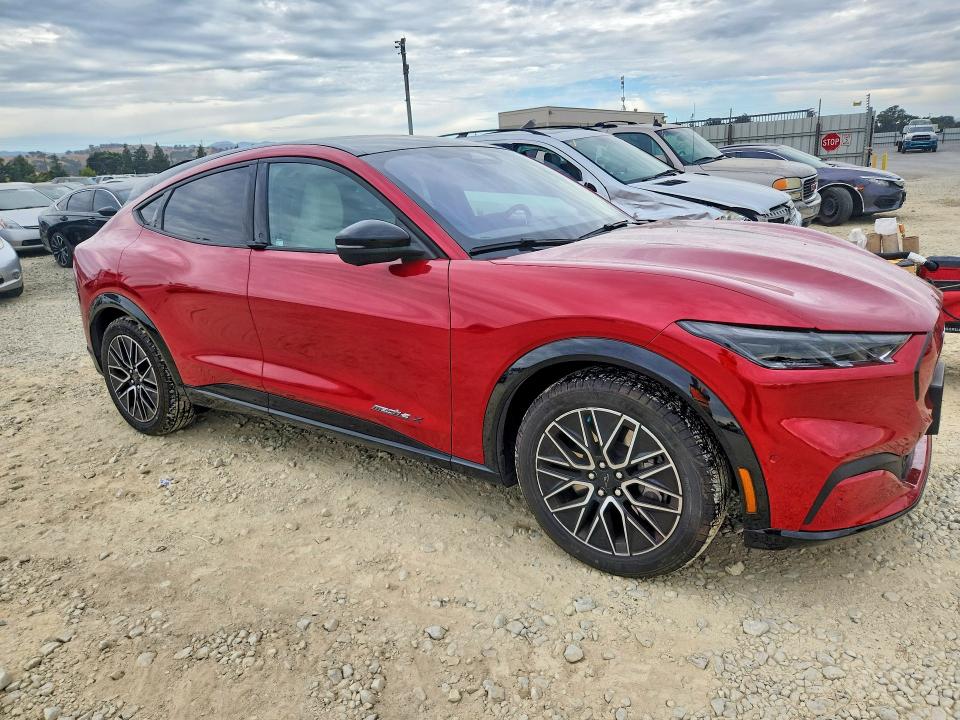 2024 Ford Mustang Mach-e მანქანა იყიდება აუქციონზე, vin: 3FMTK3R75RMA15964, აუქციონის ნომერი: 60250066
