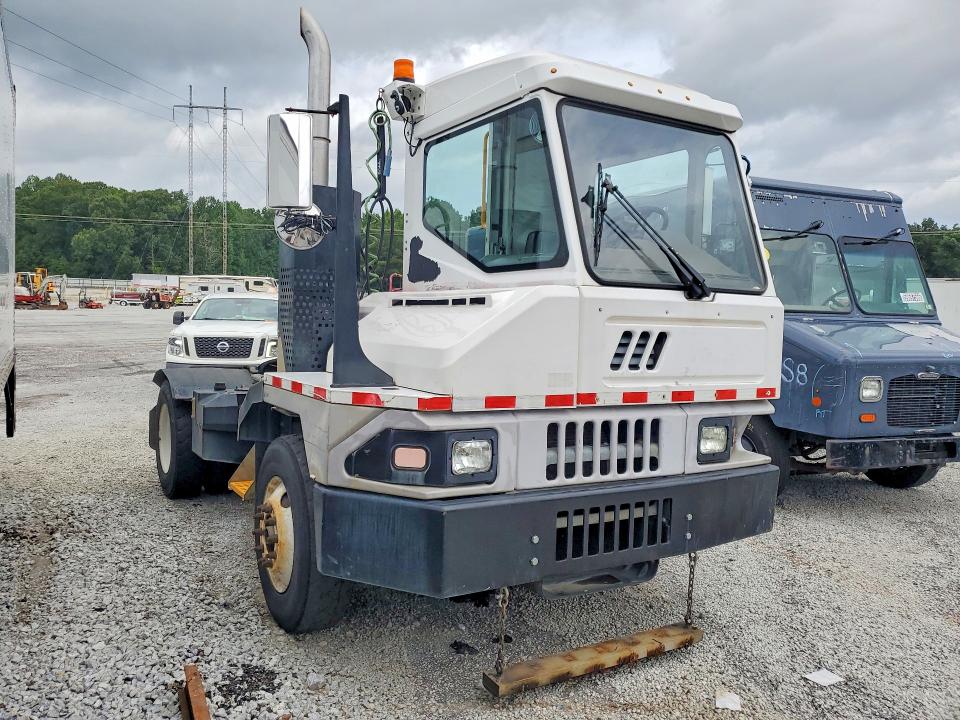 Продажа на аукционе авто 2017 Ottawa Yard Tractor Spotter, vin: 343834, номер лота: 61969386