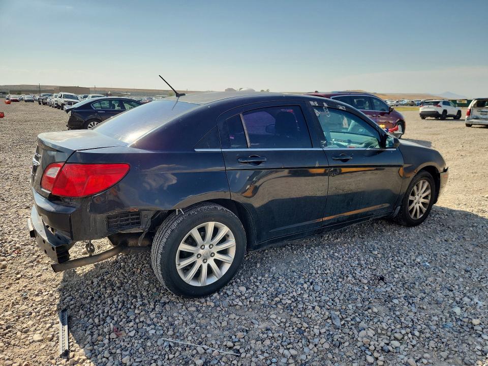 63163946 :رقم المزاد ، 1C3CC5FB1AN138519 vin ، 2010 Chrysler Sebring مزاد بيع