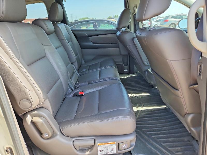 58910526 :رقم المزاد ، 5FNRL5H61GB147606 vin ، 2016 Honda Odyssey مزاد بيع