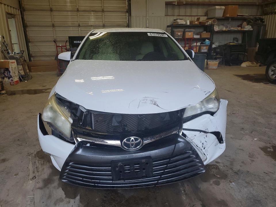 2017 Toyota Camry მანქანა იყიდება აუქციონზე, vin: 4T1BF1FK9HU702288, აუქციონის ნომერი: 61519596
