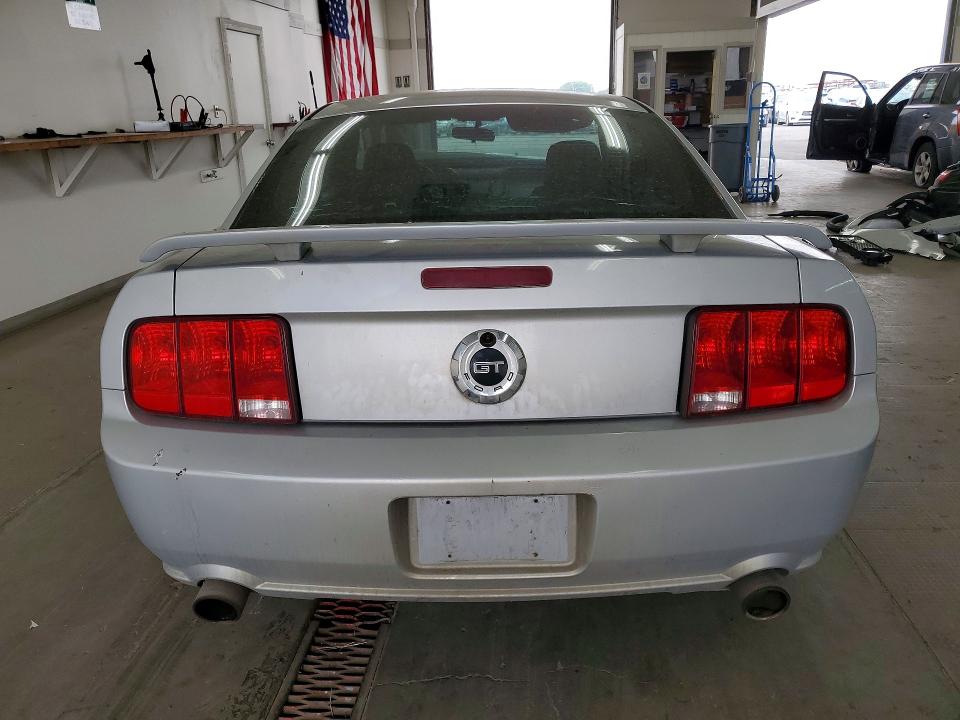 Auction sale of the 2006 Ford Mustang, vin: 1ZVFT82H365207011, lot number: 61562296