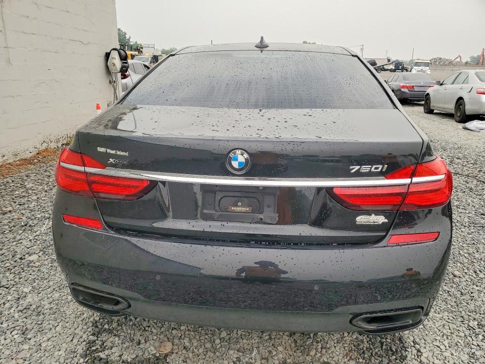 61294756 :رقم المزاد ، WBA7B0C51GG526975 vin ، 2016 Bmw 750 مزاد بيع