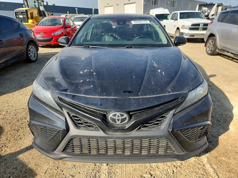 Продаж на аукціоні авто 2021 Toyota Camry, vin: 4T1G11AK6MU573514, номер лоту: 59402116