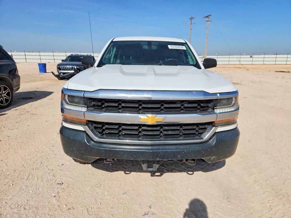 Продажа на аукционе авто 2018 Chevrolet Silverado, vin: 3GCUKNEC5JG557835, номер лота: 63300656