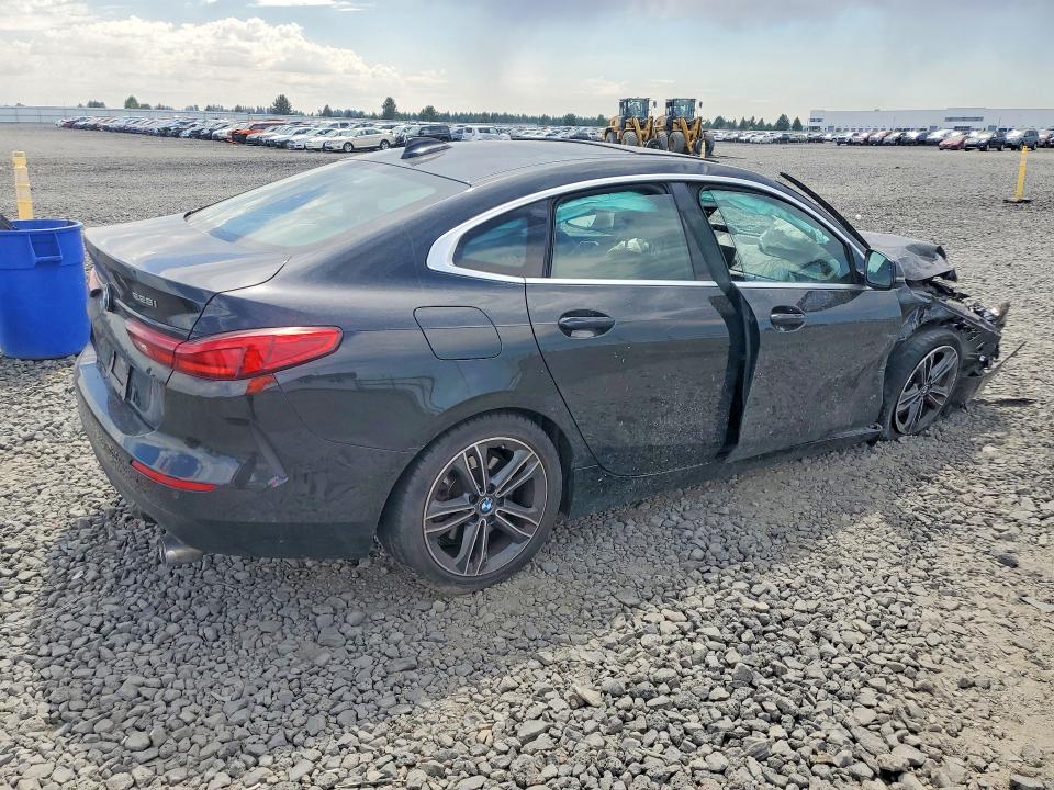 61435806 :رقم المزاد ، WBA73AK01M7J03334 vin ، 2021 Bmw 228xi مزاد بيع