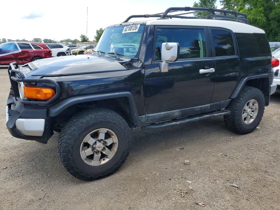 62108126 :رقم المزاد ، JTEBU11F570091732 vin ، 2007 Toyota Fj Cruiser مزاد بيع