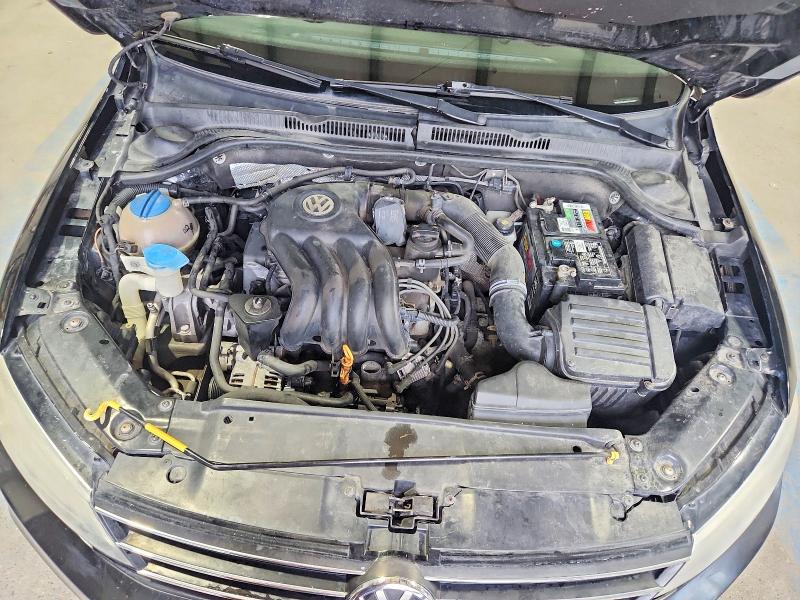 60174226 :رقم المزاد ، 3VW2K7AJ3FM298663 vin ، 2015 Volkswagen Jetta مزاد بيع