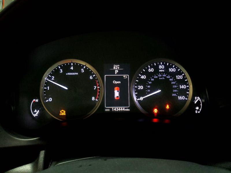 60963096 :رقم المزاد ، JTHCF1D24E5001528 vin ، 2014 Lexus Is مزاد بيع