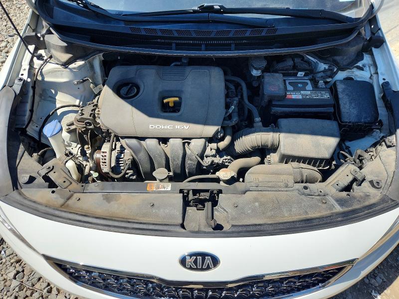 63027916 :رقم المزاد ، 3KPFK4A77HE110120 vin ، 2017 Kia Forte مزاد بيع
