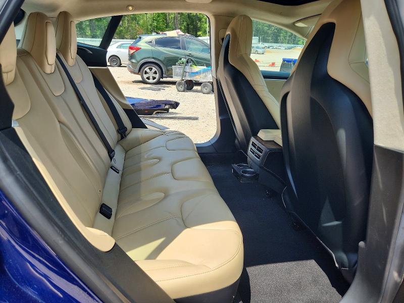 62441216 :رقم المزاد ، 5YJSA1E20GF168125 vin ، 2016 Tesla Model S مزاد بيع