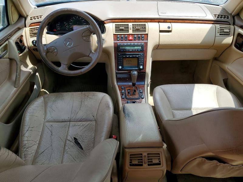 60599206 :رقم المزاد ، WDBJF70J4YB010436 vin ، 2000 Mercedes-benz E مزاد بيع