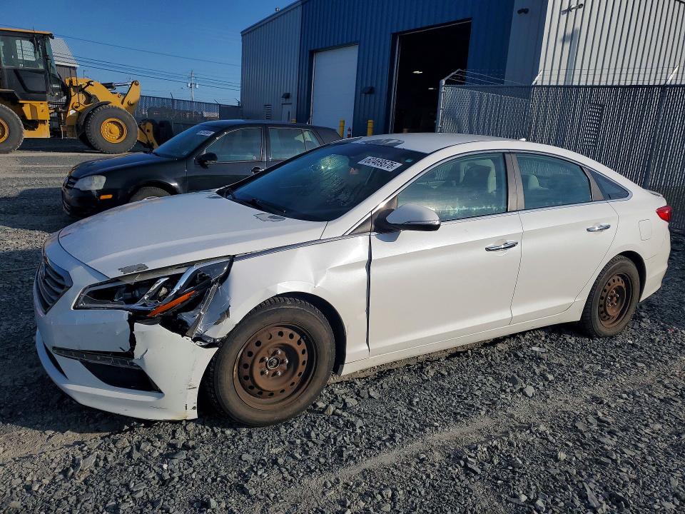 62469576 :رقم المزاد ، 5NPE24AF6FH023577 vin ، 2015 Hyundai Sonata مزاد بيع