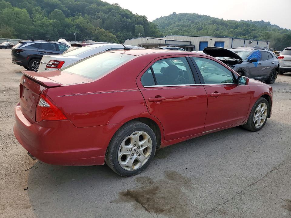2010 Ford Fusion მანქანა იყიდება აუქციონზე, vin: 3FAHP0HA1AR256408, აუქციონის ნომერი: 61191556