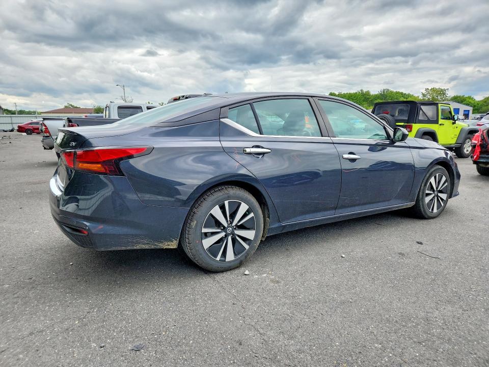63194686 :رقم المزاد ، 1N4BL4DV4MN342501 vin ، 2021 Nissan Altima مزاد بيع