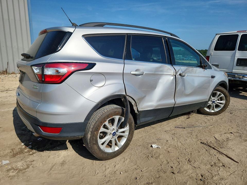 Продажа на аукционе авто 2018 Ford Escape, vin: 1FMCU0HD6JUD61490, номер лота: 62577386