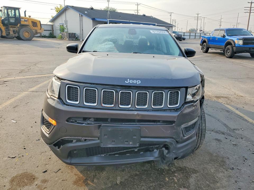 Продаж на аукціоні авто 2018 Jeep Compass, vin: 3C4NJDAB8JT415596, номер лоту: 61762056
