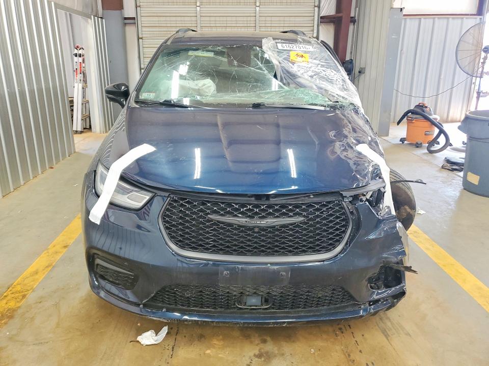 Продаж на аукціоні авто 2024 Chrysler Pacifica, vin: 2C4RC1S75RR102735, номер лоту: 61627016