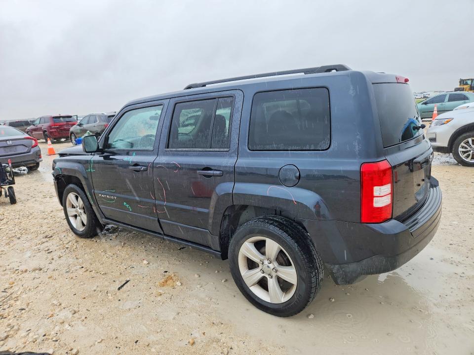 61184616 :رقم المزاد ، 1C4NJPFB8ED826387 vin ، 2014 Jeep Patriot مزاد بيع
