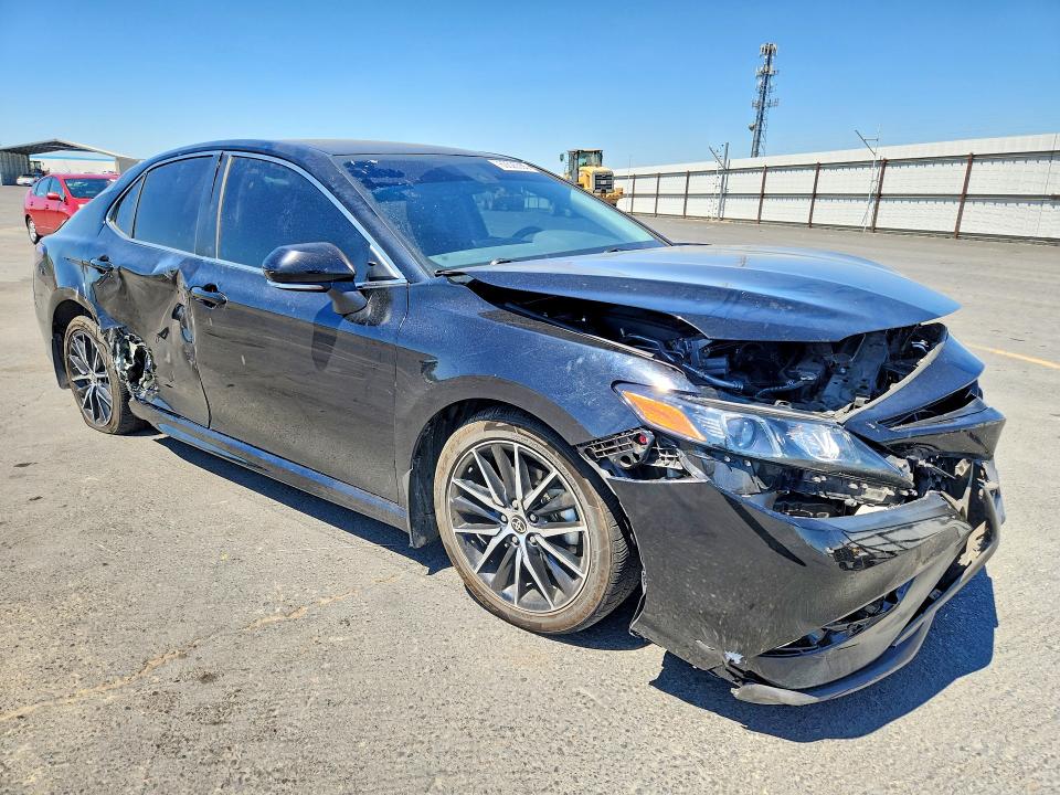 Продаж на аукціоні авто 2023 Toyota Camry, vin: 4T1G11AK2PU783418, номер лоту: 60520006