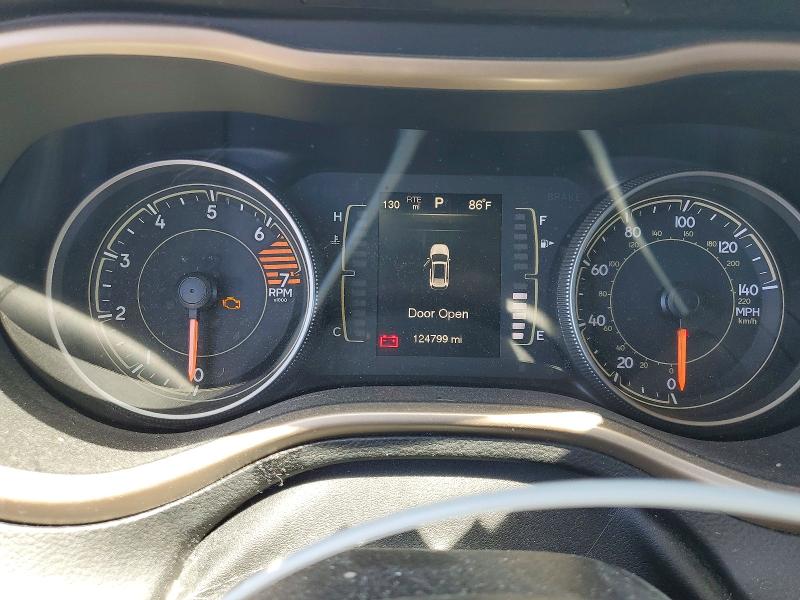 60215046 :رقم المزاد ، 1C4PJLAB6GW113892 vin ، 2016 Jeep Cherokee مزاد بيع