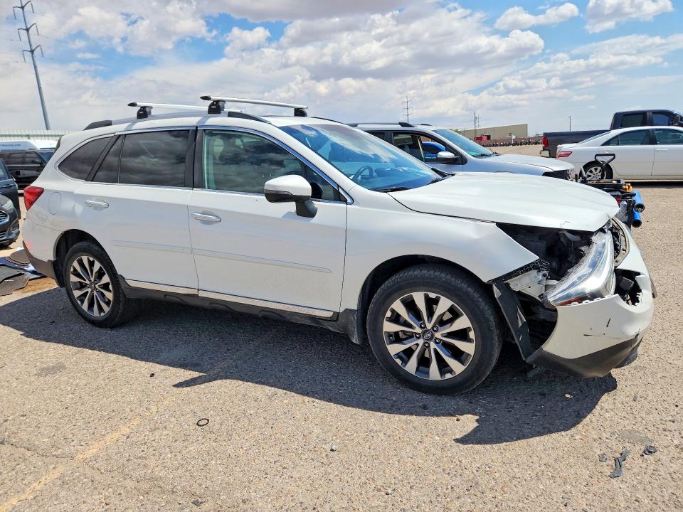61241226 :رقم المزاد ، 4S4BSETC7J3279562 vin ، 2018 Subaru Outback مزاد بيع