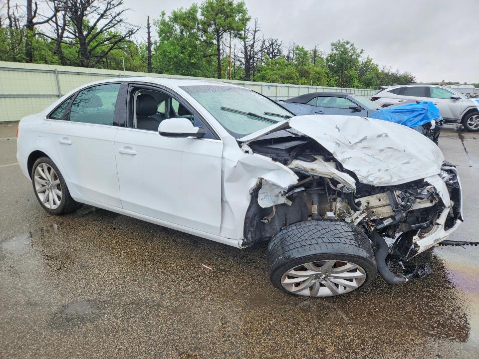 59838476 :رقم المزاد ، WAUFFAFL0DN046921 vin ، 2013 Audi A4 مزاد بيع