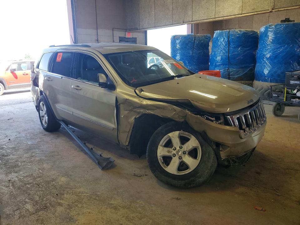 59242246 :رقم المزاد ، 1J4RR4GGXBC557761 vin ، 2011 Jeep Grand Cherokee مزاد بيع