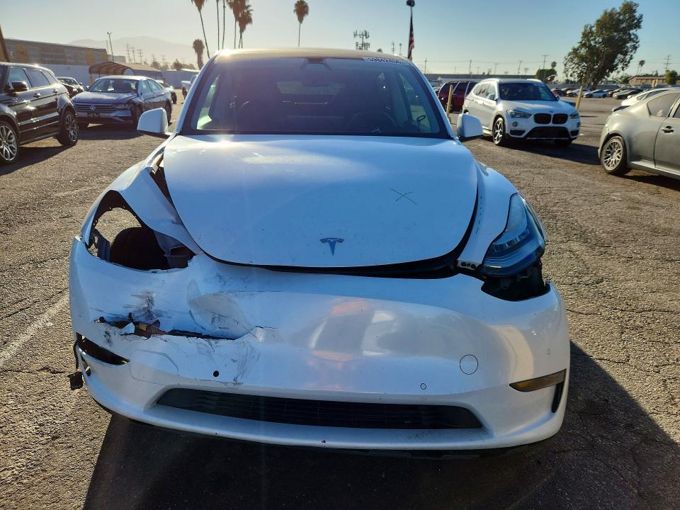 Продажа на аукционе авто 2021 Tesla Model Y, vin: 5YJYGDEE0MF271027, номер лота: 59842456
