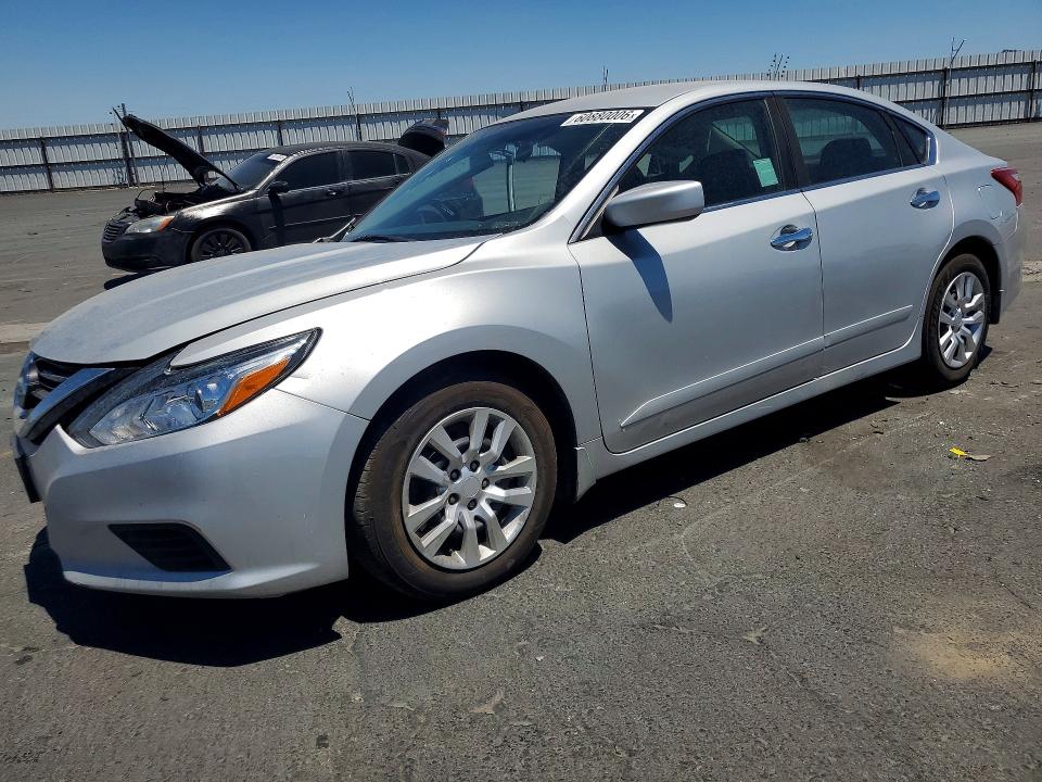 Продажа на аукционе авто 2017 Nissan Altima, vin: 1N4AL3AP6HC251209, номер лота: 60880006
