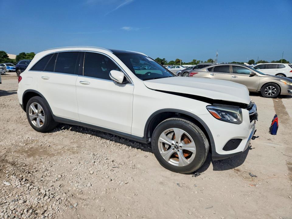 60852006 :رقم المزاد ، WDC0G4JB8JV110716 vin ، 2018 Mercedes-benz Glc مزاد بيع
