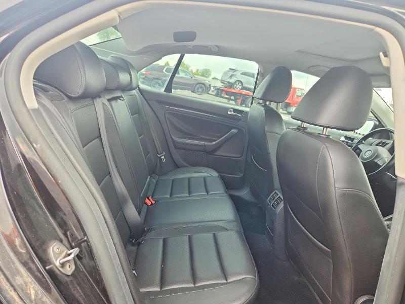 2010 Volkswagen Jetta მანქანა იყიდება აუქციონზე, vin: 3VWRJ7AJ9AM017704, აუქციონის ნომერი: 59710696