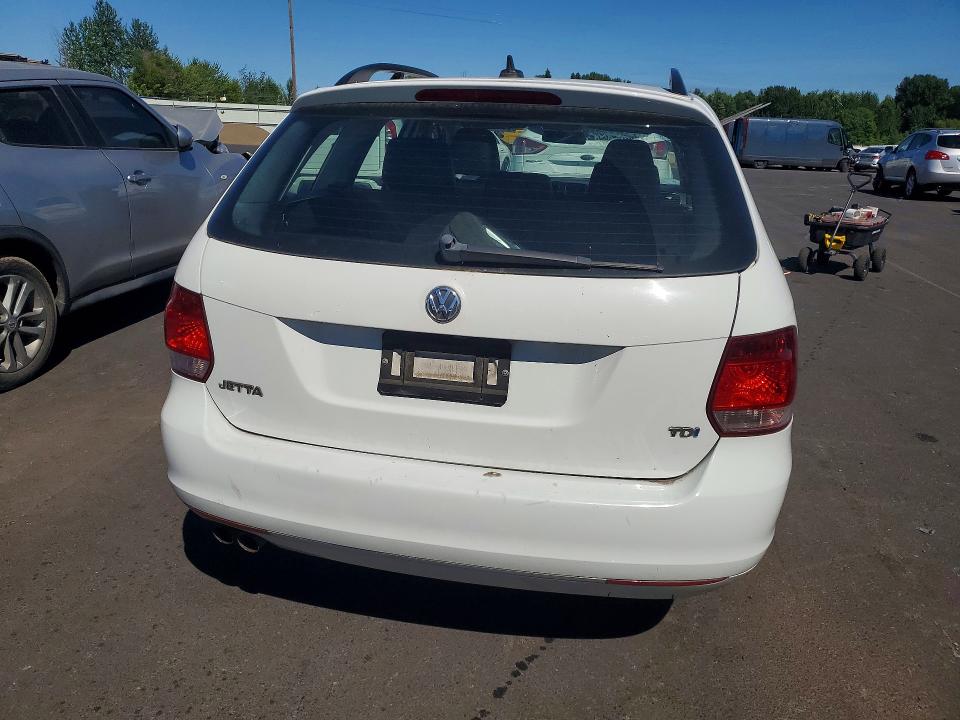 2014 Volkswagen Jetta მანქანა იყიდება აუქციონზე, vin: 3VWPL7AJ6EM615465, აუქციონის ნომერი: 62688346