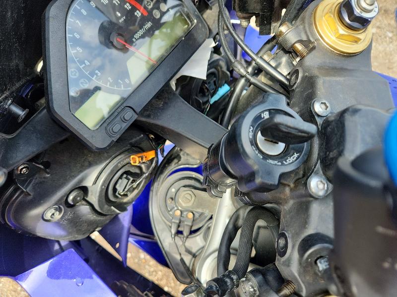 59594456 :رقم المزاد ، JH2SC57074M000750 vin ، 2004 Honda Cbr1000 مزاد بيع