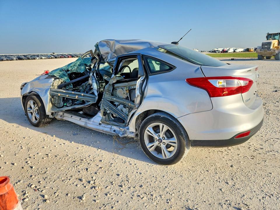 62056726 :رقم المزاد ، 1FADP3F24EL109533 vin ، 2014 Ford Focus مزاد بيع
