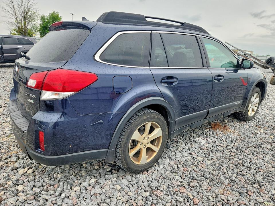 62969006 :رقم المزاد ، 4S4BRBDC8E3276104 vin ، 2014 Subaru Outback مزاد بيع