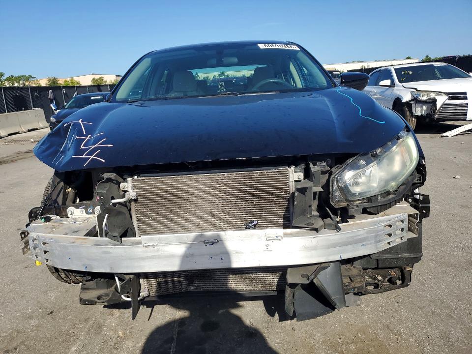 Продажа на аукционе авто 2018 Honda Civic, vin: 19XFC2F50JE007913, номер лота: 60698986